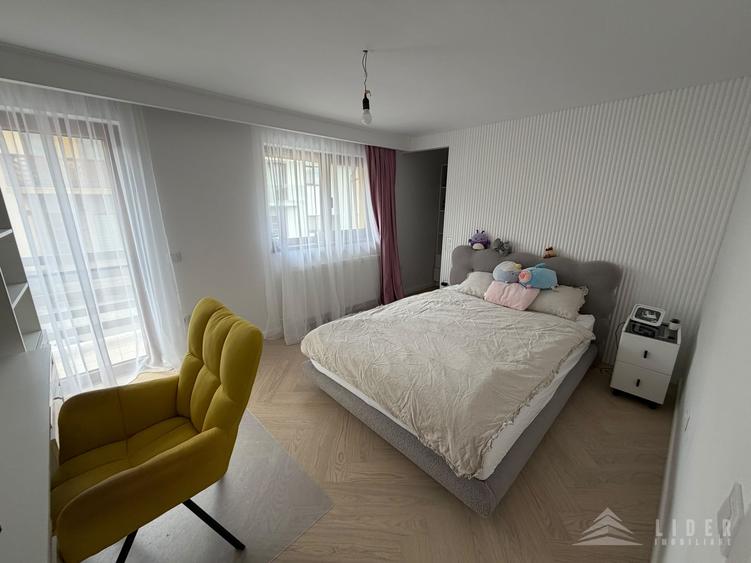 Duplex cu 4 camere cu Canalizare în Borhanci