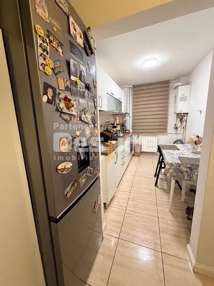 Apartament cu 2 camere decomandat, mobilat în Rahova