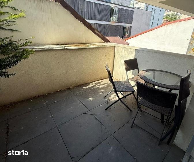 Apartament cu 3 camere în Gara de Nord