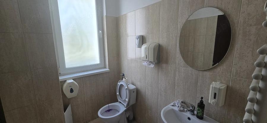 Spațiu comercial, de 144 mp, în Spitalul Județean