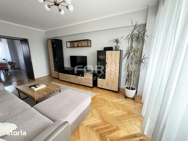 Apartament cu 3 camere decomandat în Orașul Nou