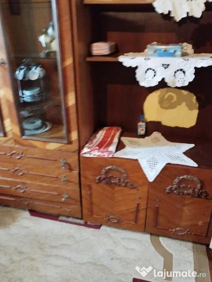 Casă cu 3 camere în Central
