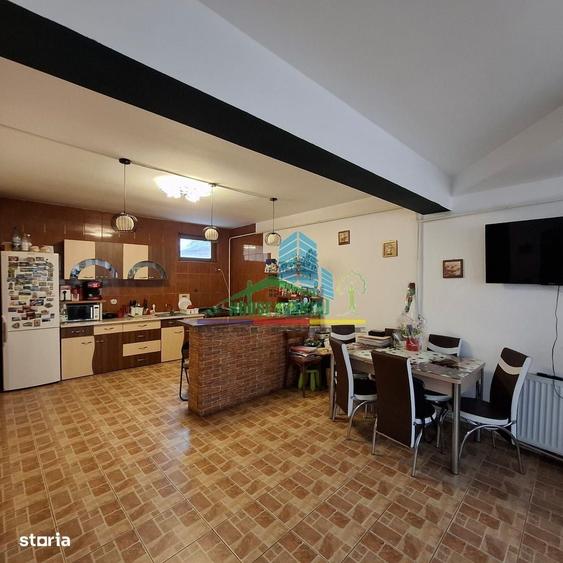 Casă cu 4 camere în Central