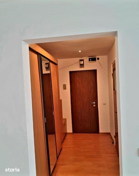Apartament cu 3 camere în Drumul Taberei
