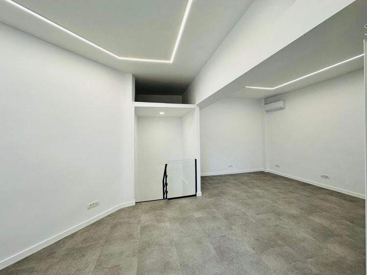 Spațiu comercial, de 110 mp, în P-ța Alba Iulia