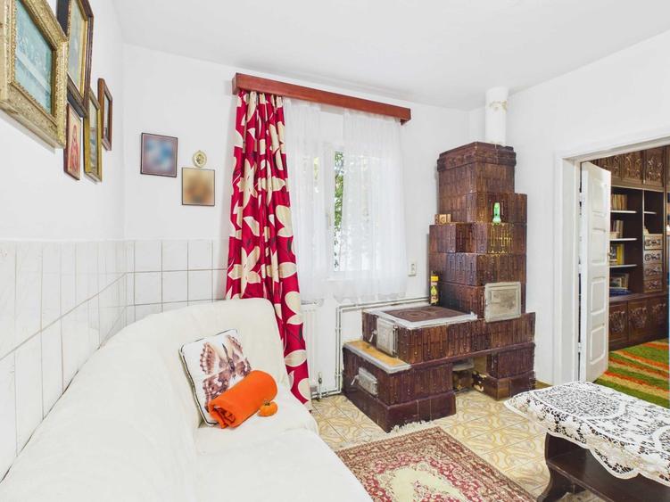 Casă individuală cu 2 camere cu Teren 1270 Mp în Cozieni