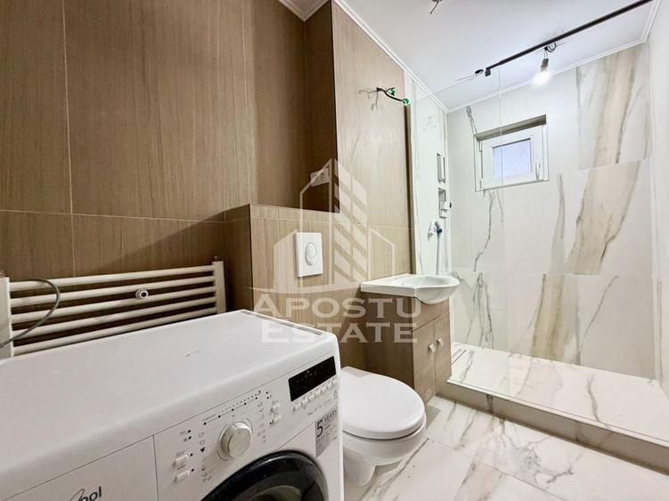 Apartament cu 3 camere decomandat în Lipovei