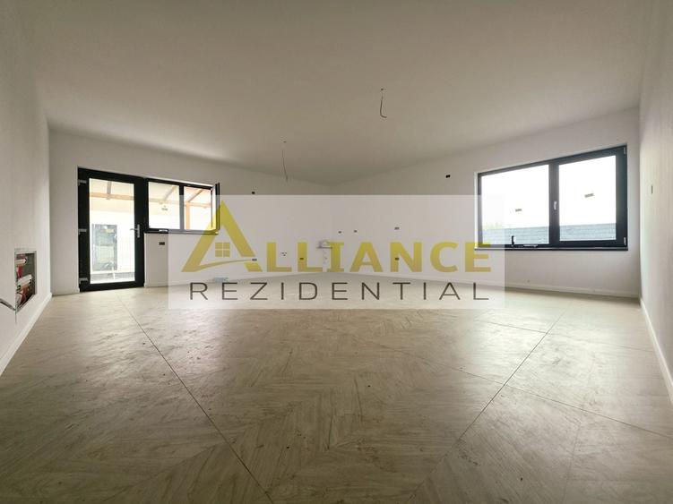 Casă individuală cu 4 camere cu Teren 356 Mp în Berceni