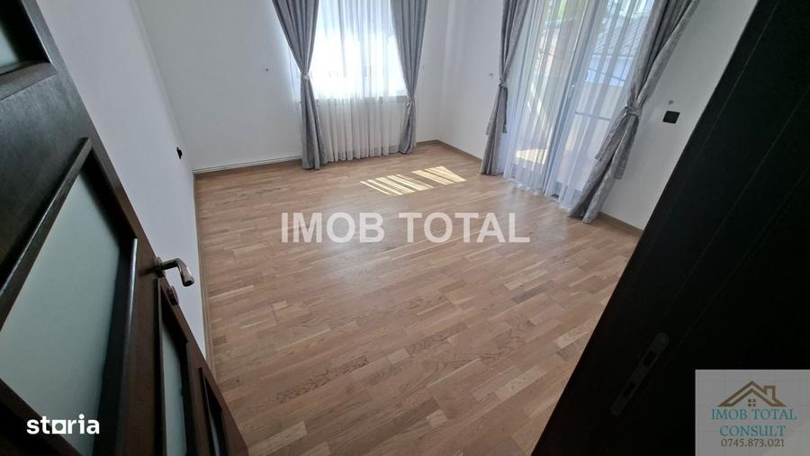 Spațiu comercial, de 190 mp, în Central