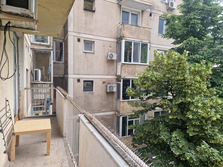 Apartament cu 2 camere semidecomandat în P-ța Unirii
