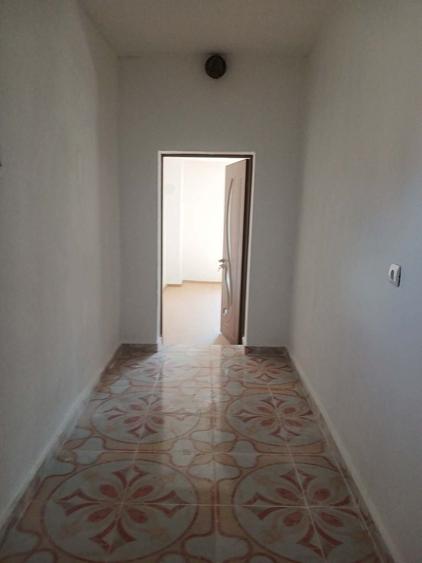 Casă cu 3 camere în Sălard