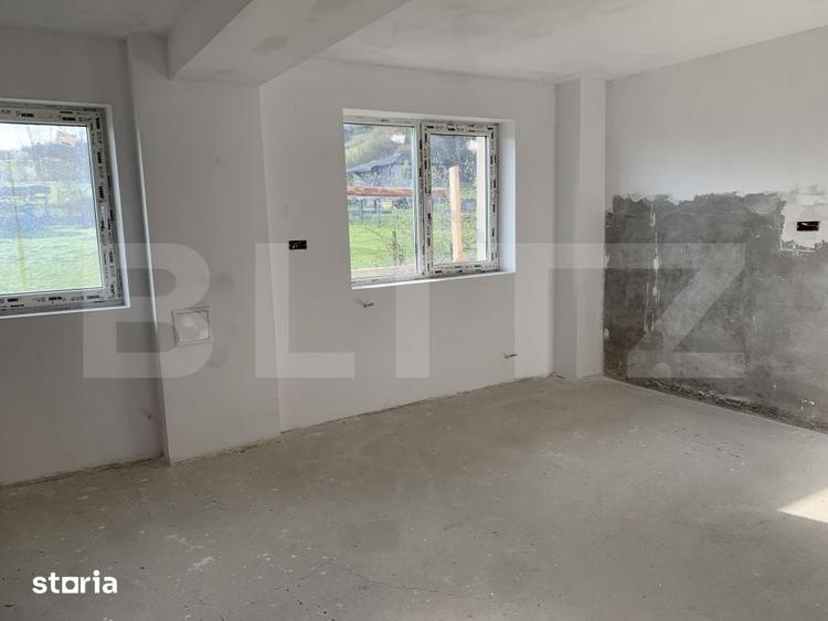 Casă cu Teren 1553 Mp în Central