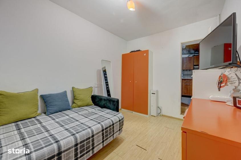 Casă cu 4 camere cu Teren 168 Mp în Băneasa