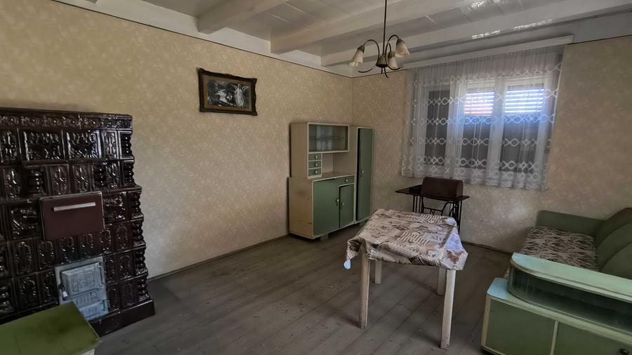 Casă cu 4 camere în Foieni