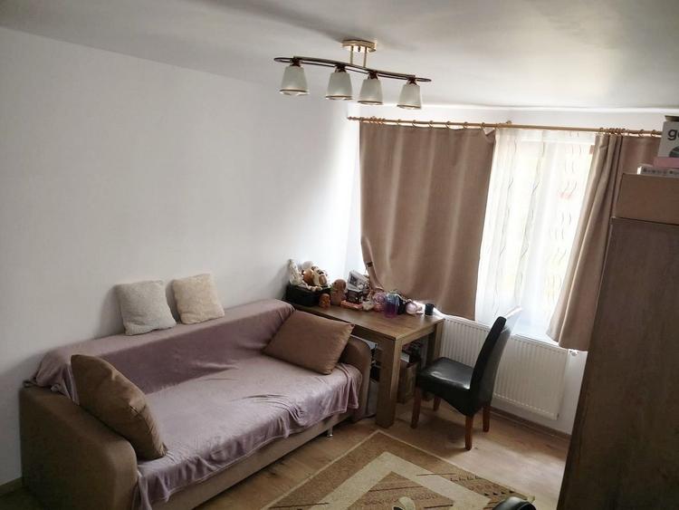 Apartament cu 2 camere semidecomandat, mobilat în Gheorgheni