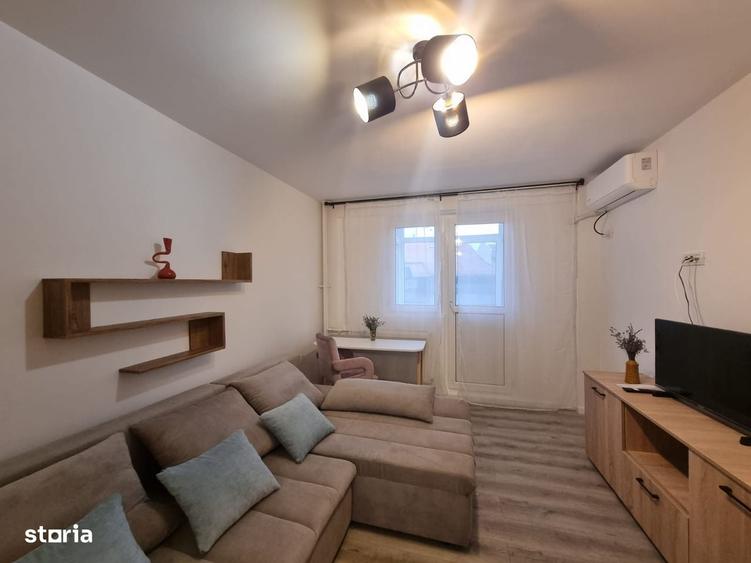 Apartament cu 2 camere decomandat în Titulescu