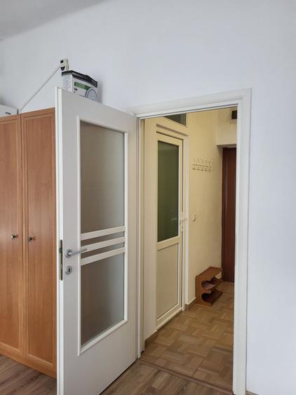 Garsonieră semidecomandată în Lotrioara