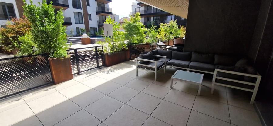 Apartament cu 2 camere semidecomandat în Băneasa