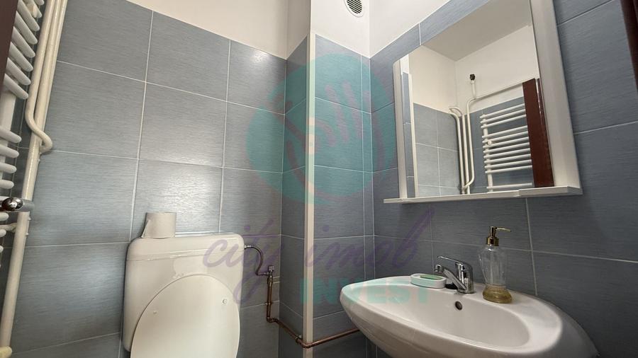 Apartament cu 3 camere decomandat, mobilat în Armeneasca