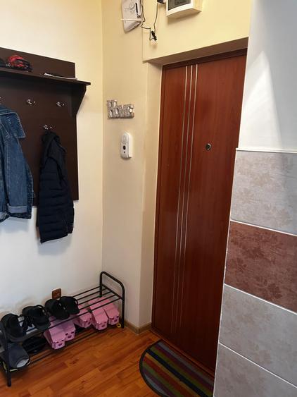 Inchiriez apartament cu 2 camere la parter in zona 300 micalaca - 1