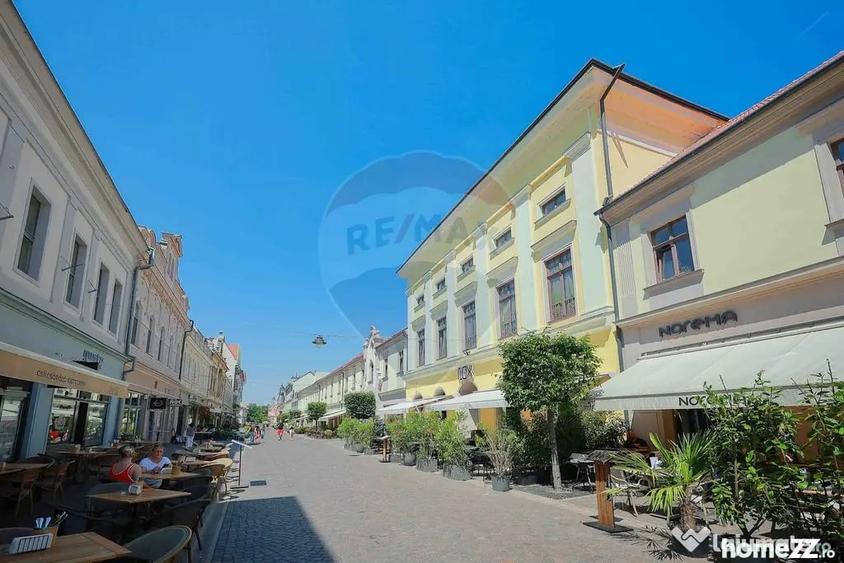 Spațiu comercial, de 409 mp, în Ultracentral