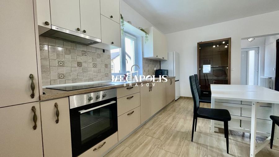 Duplex cu 3 camere cu Canalizare în Tărlungeni