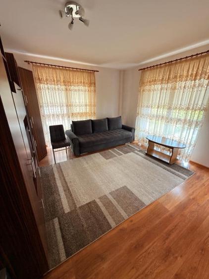 Apartament de 2 camere zona Tractoru - 5