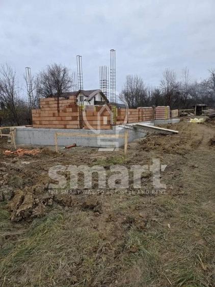 Casă individuală cu 5 camere cu Garaj în Sălicea