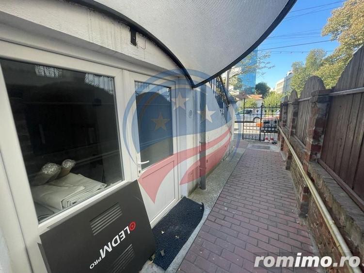 Casă cu 8 camere cu Teren 117 Mp în Ultracentral