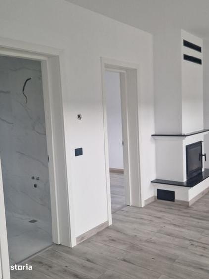 Casă cu 4 camere cu Teren 130 Mp în Dobrovăț