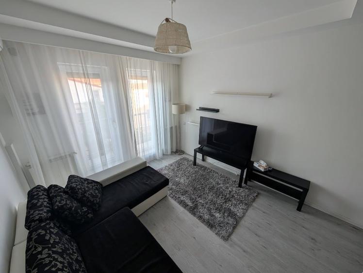 Apartament cu 2 camere decomandat în Iancului