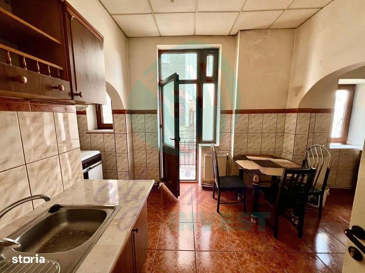Apartament cu 4 camere, mobilat în Unirii