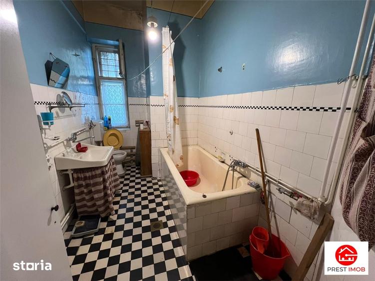 Casă cu 3 camere cu Teren 317 Mp în Budai