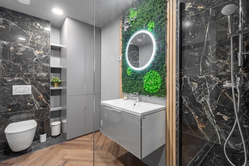 Apartament cu 3 camere decomandat în Lotus