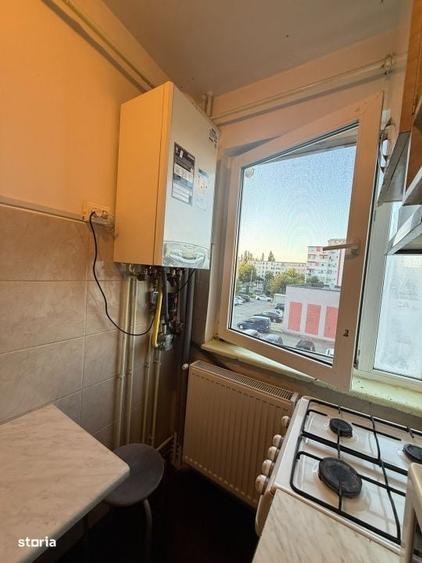 Apartament cu 2 camere în Craiovița Nouă