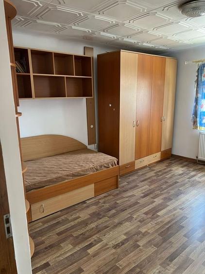 Casă cu Teren 300 Mp în Central