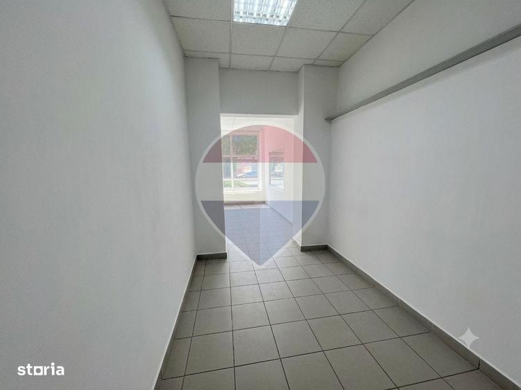Spațiu comercial, de 38 mp, în Central