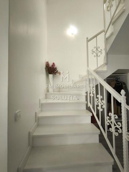 Duplex cu 4 camere cu Canalizare în Valea Borcutului
