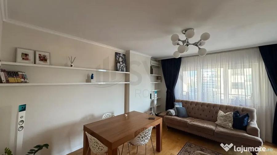 Apartament cu 3 camere decomandat în Lacul Tei