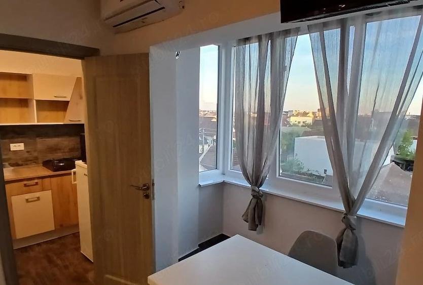 Garsonieră decomandată în Micălaca