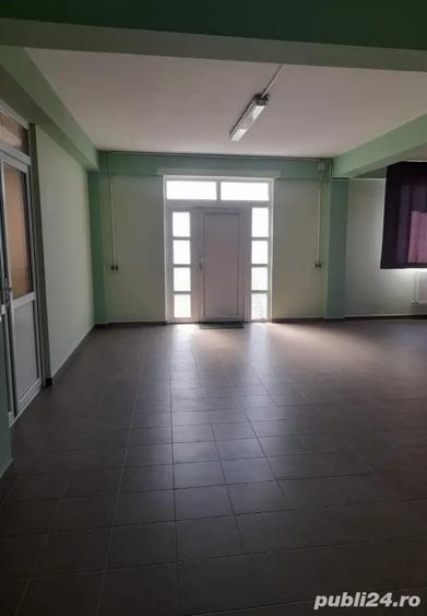 Spațiu comercial, de 158 mp, în Plopeni