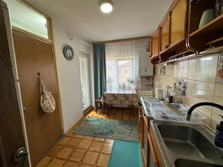 Resita, Apt. 3 cam.Conf.1 Sporit, Central, Zona Piata Sud - 13
