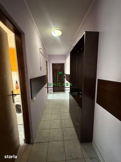 Garsonieră decomandată în Ostroveni