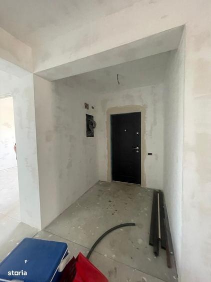 Casă cu 4 camere cu Teren 400 Mp în Domnești