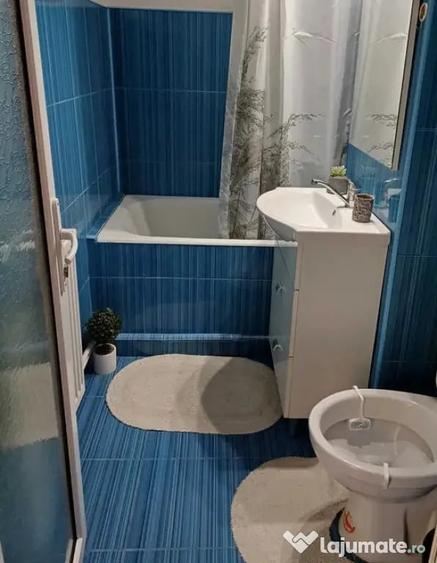 Apartament 2 camere, 50 mp utili, AC, renovat, centrala pe - 8