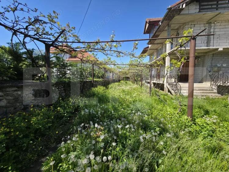 Casă cu 3 camere cu Teren 843 Mp în Central