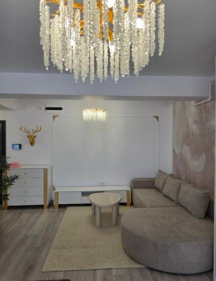 Apartament cu 2 camere decomandat, mobilat în Energia