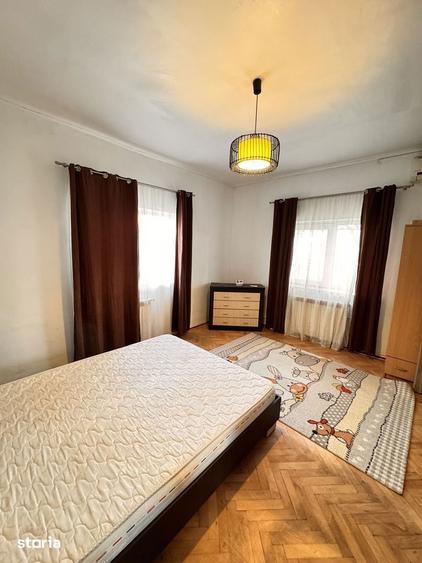 Casă cu 4 camere cu Teren 480 Mp în Central
