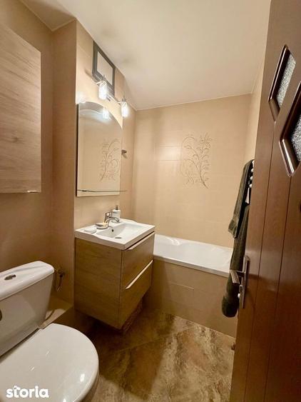 Apartament cu 3 camere decomandat, mobilat în Mircea cel Bătrân