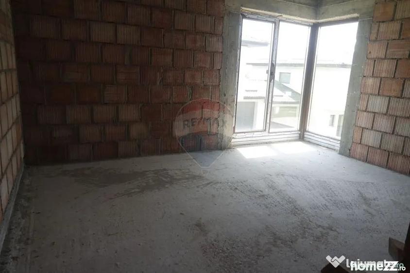 CASA CUPLATA DE VANZARE la rosu sau la semifinisat in ... - 10